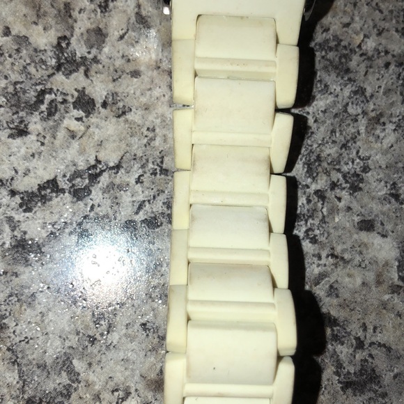 Bcbgmaxazria watch - Picture 3 of 6